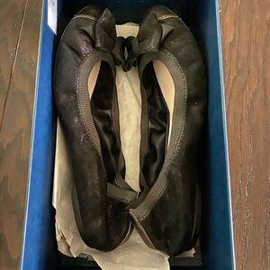 Cole Haan size 9 new, never worn shoes! With box. Black sparkle